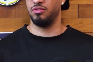 哈利伯顿谈治疗带状疱疹：真的很折磨人，吃了很多药也无济于事，还让我变胖